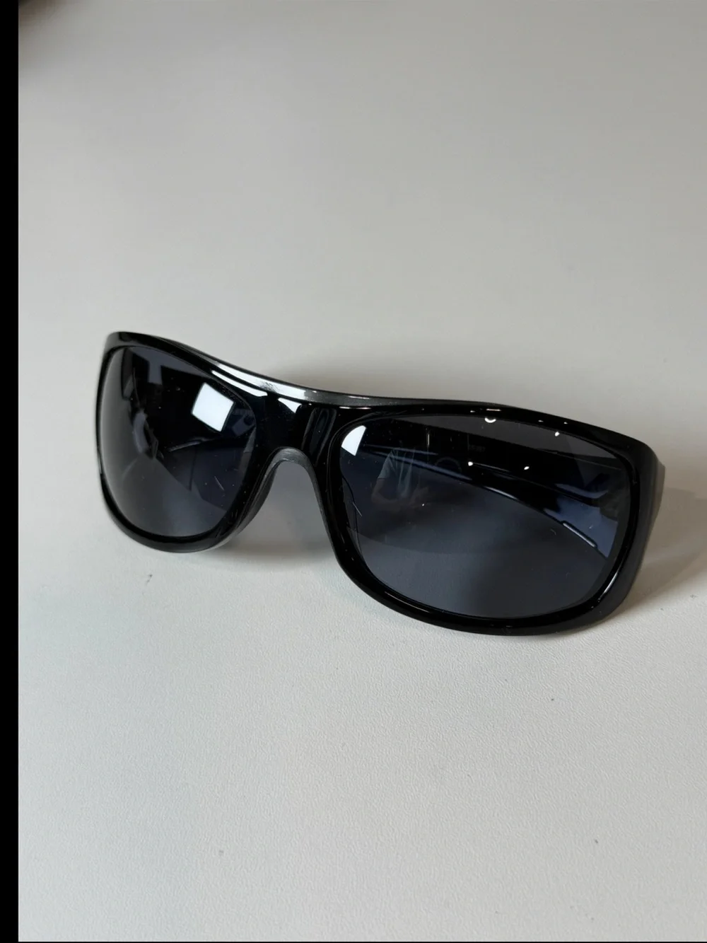 Oakley wrap style